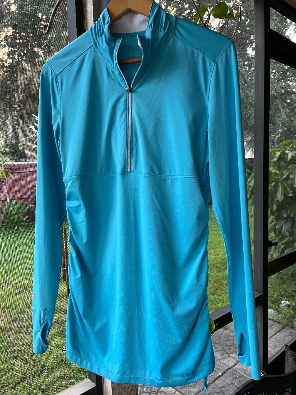 Athleta turquoise half-zip athletic long-sleeve top mock neck size L